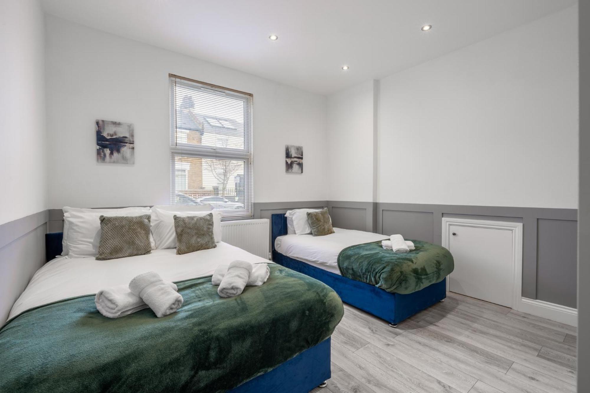 Peaceful 3 Bed Acton Retreat Zone 2 Sleeps 9 Casa de Férias