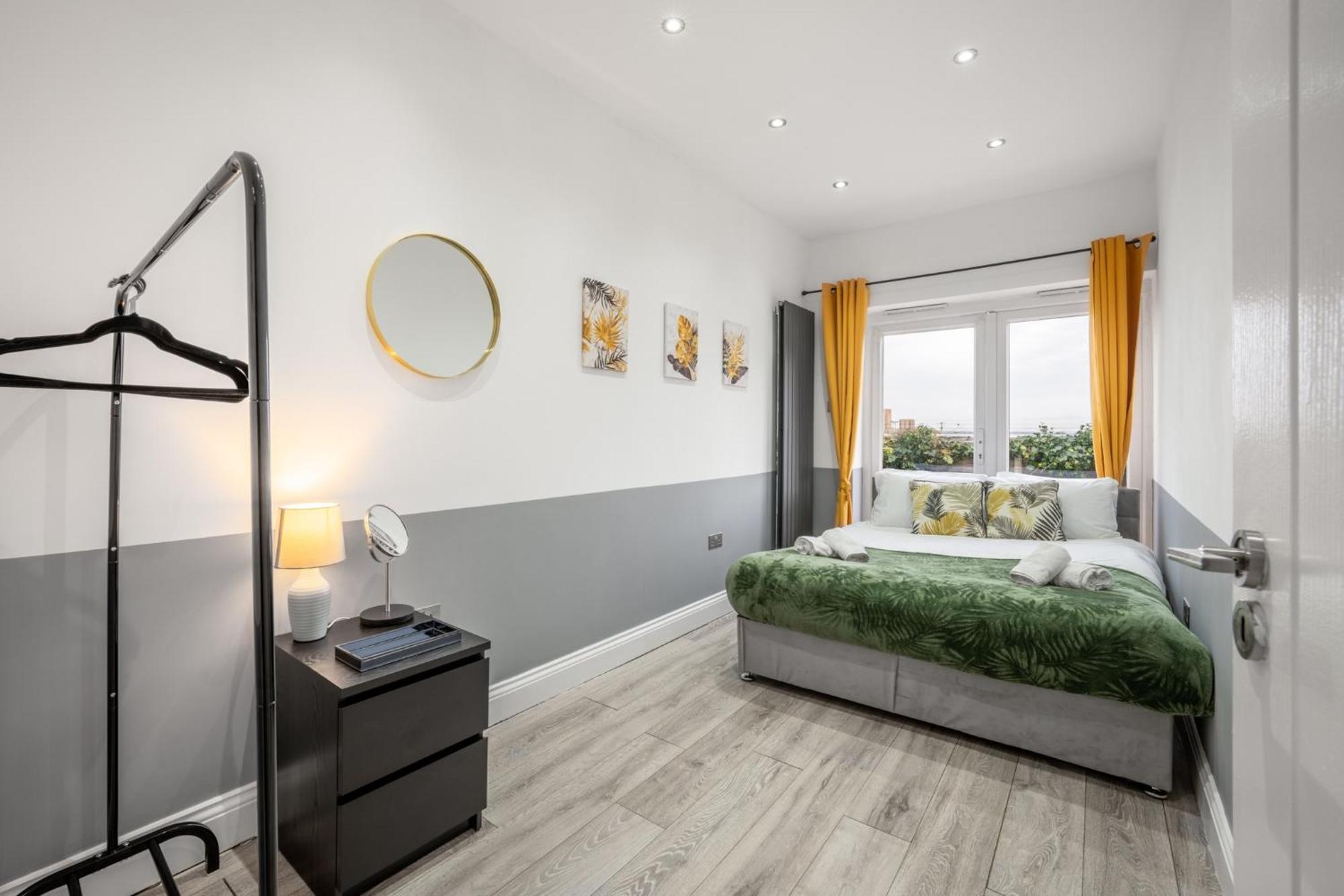 Peaceful 3 Bed Acton Retreat Zone 2 Sleeps 9 Hébergement de vacances *