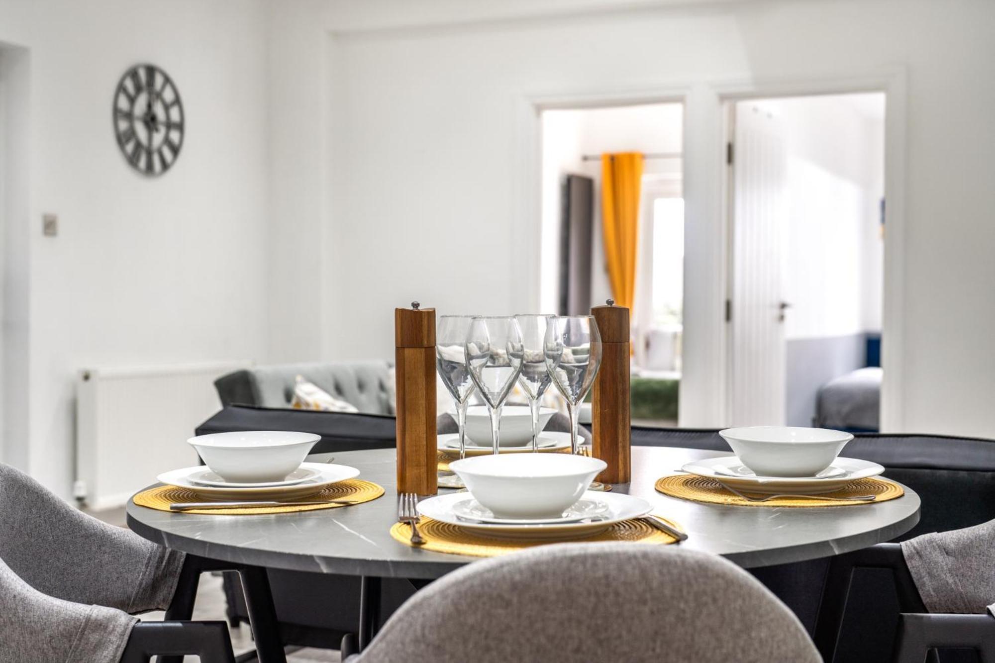 Hébergement de vacances Peaceful 3 Bed Acton Retreat Zone 2 Sleeps 9 *